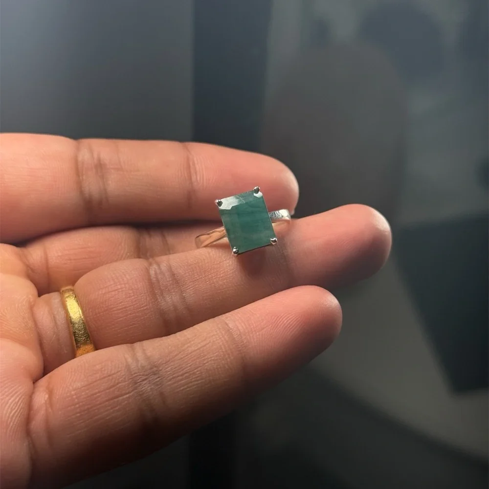 Handmade 925 Sterling Silver Ring with Natural 3.5ct Emerald Gemstone size 7.5